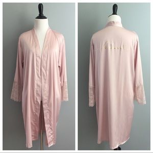 Bridesmaid pink robe